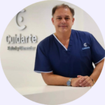 Sergio Espinosa 馃捈 Ginec贸logo y Obstetra El paciente debe venir cuando siente un desequilibrio entre su cuerpo y su mente. Y ante la presencia de s铆ntomas como menopausia, depresi贸n, aumento de peso o cansancio extremo 馃搷 Sobremonte 515, Clinica Cuidarte 馃摓 260 - 466 - 9686